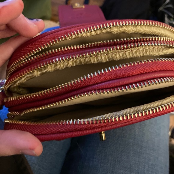 ⚠️FAKE⚠️. Not real Chanel - Picture 7 of 10